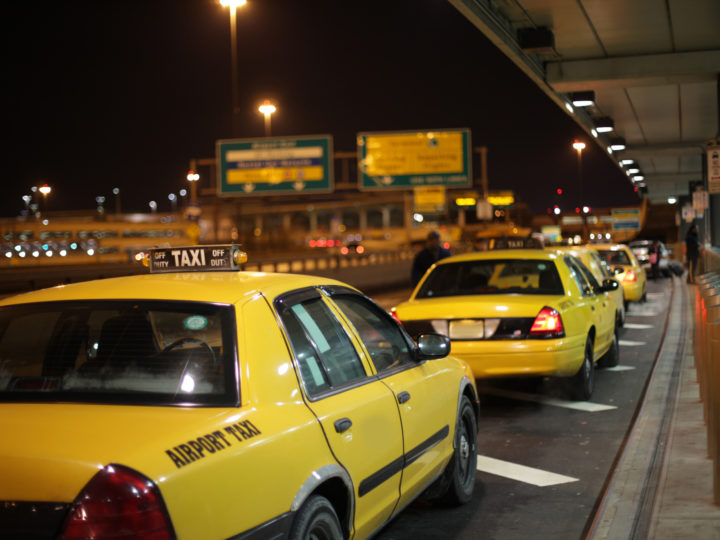 How the Taxi Industry Continues to Evolve in 2017